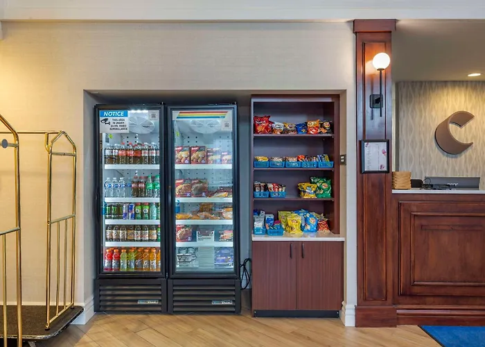 Comfort Inn & Suites East Greenbush - Albany