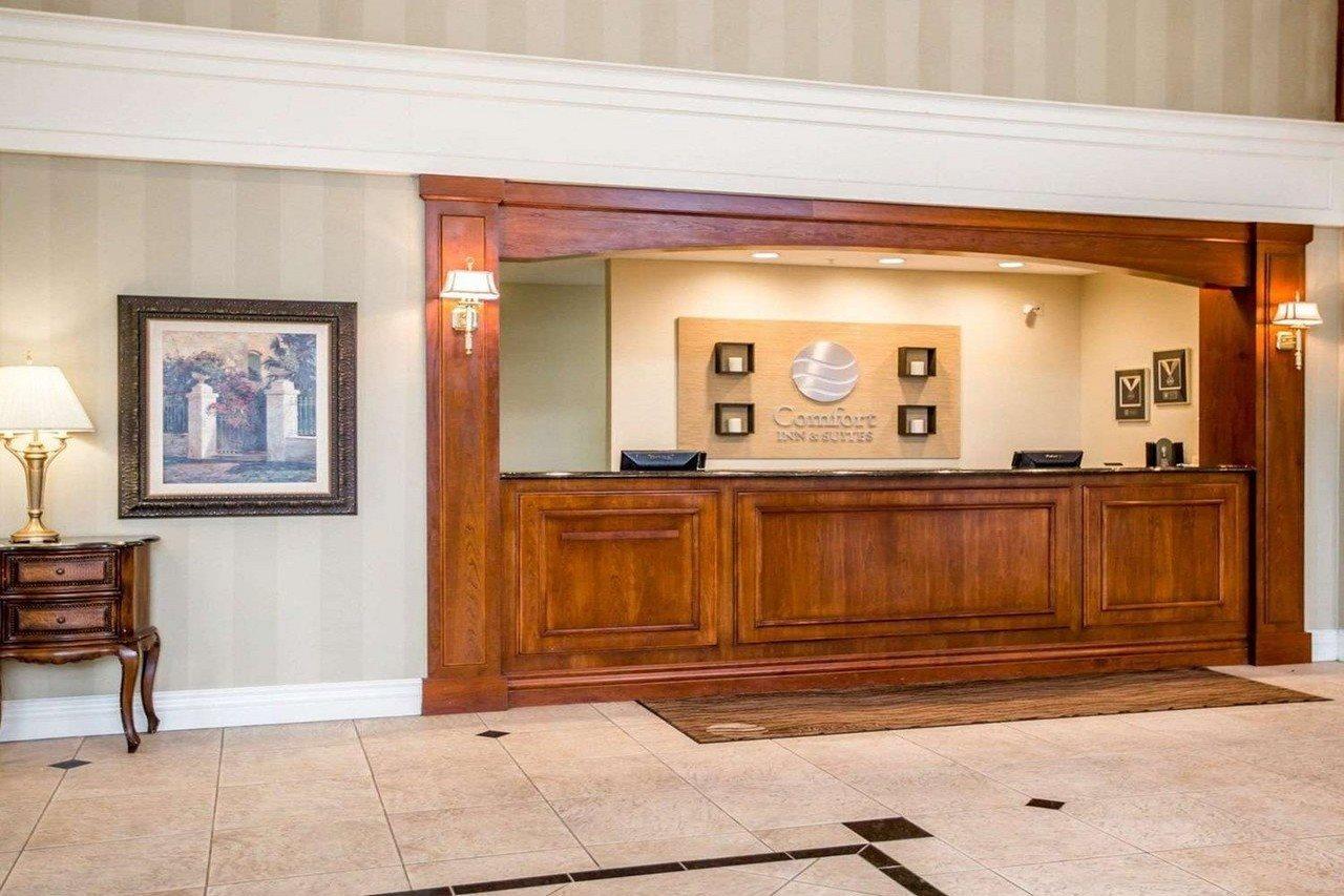 Comfort & - Albany Hotel East Greenbush