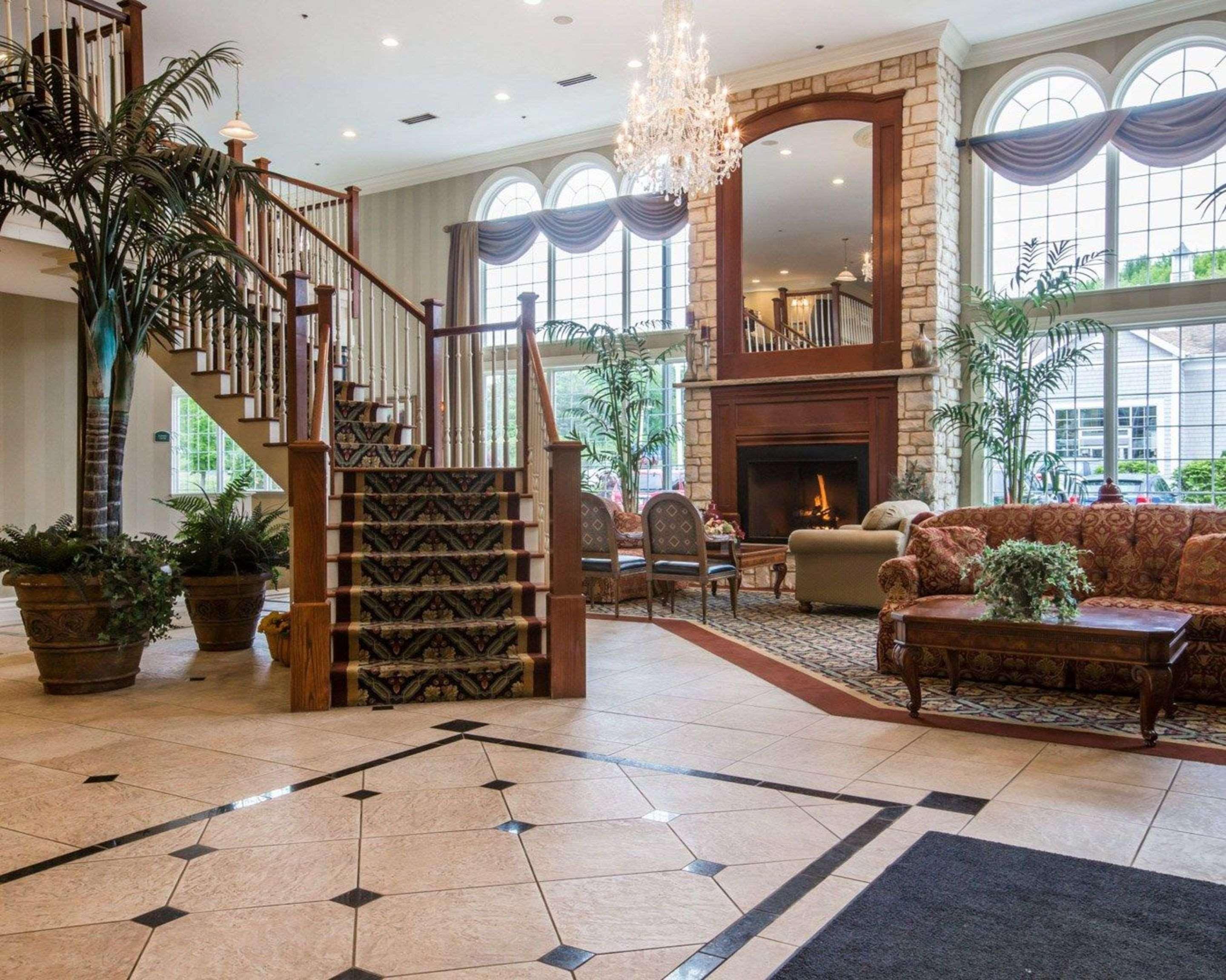 Comfort & - Albany Hotel East Greenbush