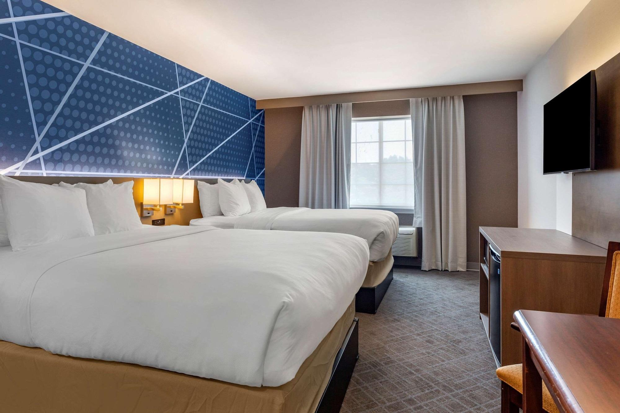 Comfort & - Albany Hotel East Greenbush