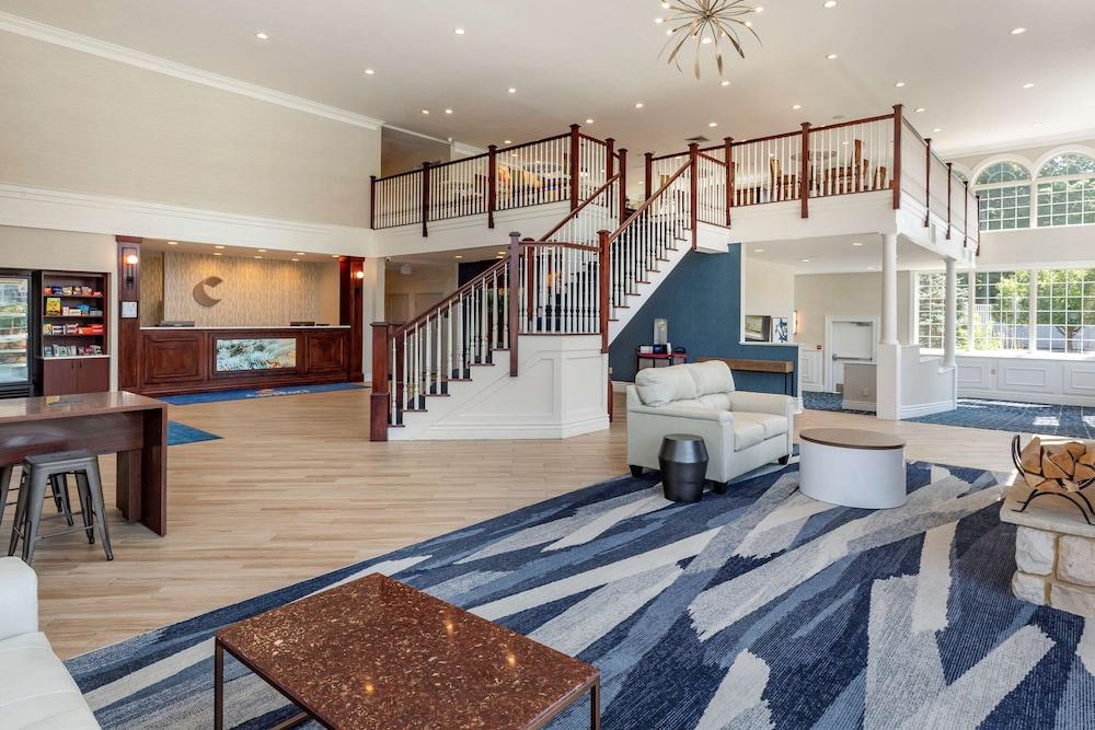 Comfort & - Albany Hotel East Greenbush