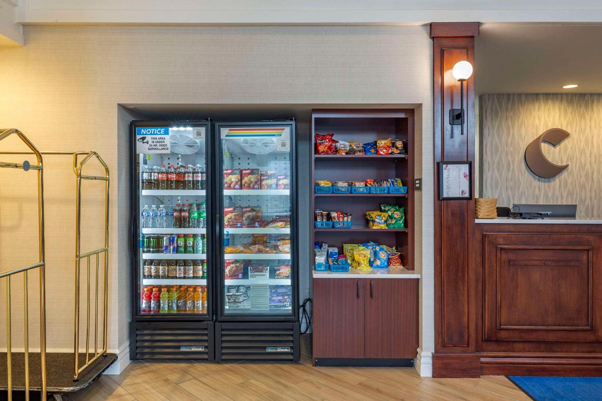 Comfort & - Albany Hotel 3*